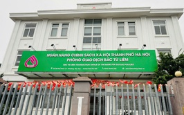 KHÁCH HÀNG VAY VỐN TẠI PHÒNG GIAO DỊCH NHCSXH BẮC TỪ LIÊM: CHỦ ĐỘNG MỞ TÀI KHOẢN – NHẬN TIỀN VAY KHÔNG DÙNG TIỀN MẶT