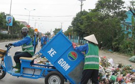 Phường Sơn Tây triển khai phương án thu gom rác thải sinh hoạt theo giờ