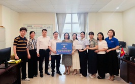 BAN CHẤP HÀNH CÔNG ĐOÀN TRƯỜNG MẦM NON THỊNH LIỆT TÍCH CỰC HỬNG HỨNG CUỘC VẬN ĐỘNG ỦNG HỘ QUỸ 
