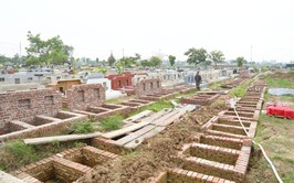 NGƯỜI DÂN XÃ THANH OAI ĐỒNG THUẬN DI DỜI MỒ MẢ, CHUNG TAY BÀN GIAO MẶT BẰNG PHỤC VỤ DỰ ÁN KHU ĐÔ THỊ THỂ THAO QUỐC TẾ HÀ NỘI