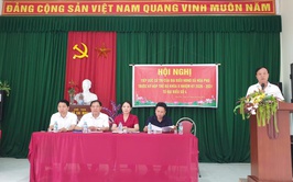 Tổ đại biểu số 4 HĐND xã Hòa Phú tiếp xúc cử tri tại nhà văn hóa thôn Hợp Nhất