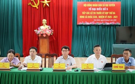 Tổ đại biểu số 5 HĐND xã Đại Xuyên tiếp xúc cử tri tại thôn Vĩnh Ninh