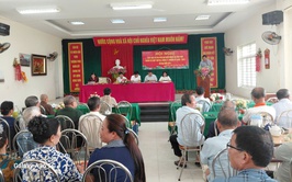 Tổ đại biểu số 1 HĐND xã Hòa Phú tiếp xúc cử tri tại nhà văn hóa thôn Thượng Phúc