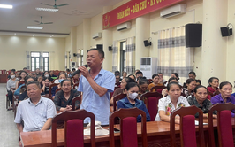 UBND xã tổ chức Hội nghị tuyên truyền các chính sách của Nhà nước và tiếp nhận ý kiến của nhân dân liên quan đến công tác bồi thường, hỗ trợ, tái định cư khi Nhà nước thu hồi đất để thực hiện Dự án trên địa bàn xã.