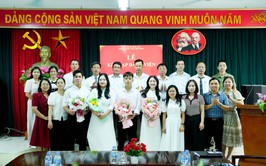 Trung tâm GDNN-GDTX Quốc Oai vinh dự có 4 em học sinh được đứng trong hàng ngũ của Đảng