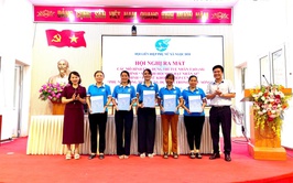 HỘI LHPN XÃ NGỌC HỒI RA MẮT 03 MÔ HÌNH ỨNG DỤNG AI, NÂNG CAO NĂNG LỰC SỐ CHO PHỤ NỮ CHÀO MỪNG ĐẠI HỘI ĐẠI BIỂU PHỤ NỮ TOÀN QUỐC LẦN THỨ XIV.