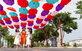 Hà Nội phát triển kinh tế đêm thành động lực tăng trưởng mới