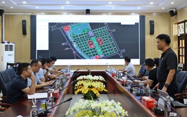 Xuân Mai tổ chức hội nghị nghe báo cáo việc xây dựng quy chế giao tái định cư cho hộ gia đình ảnh hưởng bới dự án cải tạo, nâng cấp Quốc lộ 6 đoạn Ba La - Xuân Mai