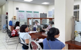 Phòng giao dịch NHCSXH Đông Anh giải ngân những khoản vay đầu tiên chương trình Nhà ở xã hội – Đồng hành cùng người dân hiện thực hóa giấc mơ an cư