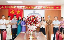 Lãnh đạo xã động viên đội ngũ làm công tác thông tin tuyên truyền nhân Ngày Báo chí Cách mạng Việt Nam