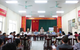 UBND xã Phú Nghĩa đối thoại với các hộ gia đình trên địa bàn thôn Đồi 1, Đồi 2 về Dự thảo phương án bồi thường, hỗ trợ và tái định cư thực hiện Dự án cải tạo, nâng cấp Quốc lộ 6 đoạn Ba La – Xuân Mai