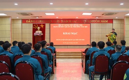 Phường Tây Hồ khai mạc huấn luyện Dân quân tại chỗ năm 2026: Rèn bản lĩnh, siết chặt kỷ luật!
