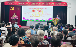 Phường Yên Hòa tuyên truyền kỹ năng an toàn trên không gian mạng cho người cao tuổi
