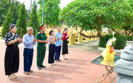 XÃ YÊN LÃNG RÀ SOÁT, HOÀN THIỆN HỒ SƠ MỘ LIỆT SĨ PHỤC VỤ CHIẾN DỊCH 500 NGÀY ĐÊM