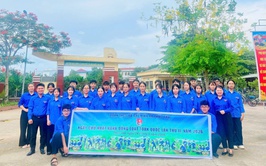 Tuổi trẻ Phúc Thọ xung kích, tình nguyện vì cộng đồng trong Chiến dịch Thanh niên tình nguyện hè năm 2026