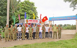 Xã Đoài Phương ra quân tuyên truyền, kiểm tra, tuần tra bắt chó thả rông