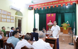 Bí thư Đảng ủy xã Phú Nghĩa Trịnh Tiến Tường dự buổi sinh hoạt định kỳ tháng 6 năm 2026 của Chi bộ thôn Trung Cao 1