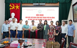 PHƯỜNG SƠN TÂY ĐÓN TIẾP ĐOÀN CÔNG TÁC THÀNH PHỐ ĐÀ NẴNG KHẢO SÁT MÔ HÌNH BẢO TỒN VÀ PHÁT HUY GIÁ TRỊ DI SẢN VĂN HÓA