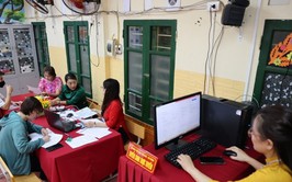 Tuyển sinh đầu cấp bằng GIS ở Hà Nội: Phụ huynh cần làm gì khi bị định vị sai?