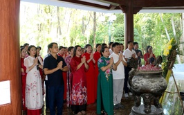 HÀNH TRÌNH VỀ NGUỒN, TIẾP LỬA TRUYỀN THỐNG,  GẮN KẾT TÌNH ĐỒNG NGHIỆP CỦA HAI TRƯỜNG TIỂU HỌC HỢP THANH B VÀ TRƯỜNG THCS HỢP THANH ( XÃ MỸ ĐỨC = TP HÀ NỘI)