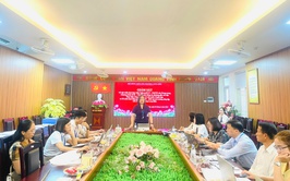 Hội đồng nhân dân phường Long Biên giám sát công tác giáo dục và triển khai Nghị quyết tại Trường Trung học cơ sở Thạch Bàn