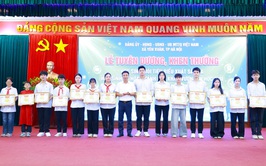Xã Yên Xuân tổ chức Lễ tuyên dương, khen thưởng học sinh tiêu biểu xuất sắc và học sinh có hoàn cảnh khó khăn vươn lên học giỏi năm học 2025 - 2026