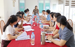 Ban Văn hóa – Xã hội HĐND phường Tùng Thiện giám sát việc thực hiện Nghị quyết số 57-NQ/TW trong lĩnh vực y tế