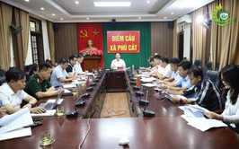 UBND xã Phú Cát tổ chức hội nghị xem xét các báo cáo, tờ trình trình kỳ họp thứ Ba HĐND xã khóa XXI