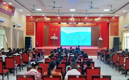Hòa Lạc: Tuyên truyền tác hại của rác thải; hướng dẫn phân loại, xử lý, tái chế rác thải tại hộ gia đình
