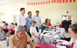 Xã Thượng Phúc chi trả kinh phí bồi thường, hỗ trợ giải phóng mặt bằng triển khai Dự án Khu đô thị thể thao quốc tế Hà Nội cho nhân dân Thôn Quất Tỉnh