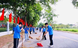 Xã Quang Minh ra quân hưởng ứng phong trào 