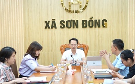 Đồng chí Cao Văn Tâm - Ủy viên BTV Đảng ủy, Phó Chủ tịch Thường trực UBND xã chủ trì họp tháo gỡ khó khăn, vướng mắc trong công tác cấp giấy chứng nhận quyền sử dụng đất trên địa bàn xã Sơn Đồng
