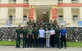 PHƯỜNG HOÀNG MAI TỔ CHỨC THĂM, ĐỘNG VIÊN CHIẾN SĨ MỚI NĂM 2026
