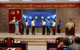 Đông Ngạc ra quân hưởng ứng phong trào “Toàn dân chung tay bảo vệ môi trường, vì một Việt Nam xanh - sạch - đẹp” và triển khai mô hình “QR Xanh”