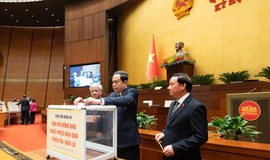 Quốc hội tổ chức quyên góp ủng hộ đồng bào khắc phục hậu quả thiên tai, mưa lũ