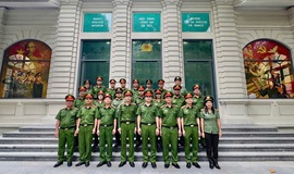 BỒI ĐẮP TRUYỀN THỐNG, CỦNG CỐ BẢN LĨNH NGƯỜI CHIẾN SĨ CÔNG AN CƠ SỞ