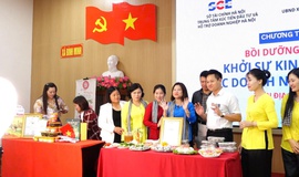 Doanh nghiệp, hộ kinh doanh xã Bình Minh được đào tạo bán hàng trên nền tảng số