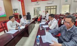 Hội nghị lấy ý kiến nhân dân về việc ghép khu dân cư xóm Chùa Cát vào thôn Bãi 2 xã Bình Minh