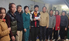 Các cấp uỷ, Ban Công tác Mặt trận, Tổ dân phố trên địa bàn phường Định Công thăm, động viên Thanh niên lên đường nhập ngũ 
năm 2025.
