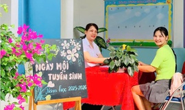 Ngành Giáo dục phường Long Biên nghiêm túc thực hiện công tác tuyển sinh trực tiếp năm học 2025–2026