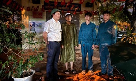 Phường Giảng Võ: các hộ dân nhà G6a di dời ngay trong đêm tới nơi tạm trú an toàn