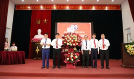 Các chi bộ trực thuộc Đảng bộ cơ quan UBND xã Hồng Vân tổ chức Đại hội lần thứ I