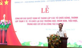 Xã Mỹ Đức công bố các quyết định về thành lập các tổ chức Đảng, thành lập trạm y tế, tổ chức lại các trường học: mầm non, tiểu học, trung học cơ sở và công tác cán bộ.