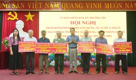 Xã Thường Tín: 9 hộ gia đình người có công được trao kinh phí xây, sửa nhà ở