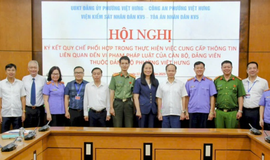 UBKT Đảng uỷ phường Việt Hưng tổ chức hội nghị ký kết Quy chế phối hợp với các cơ quan nội chính trên địa bàn trong việc cung cấp thông tin liên quan đến vi phạm pháp luật của cán bộ, đảng viên