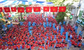 Học sinh phường Phú Thượng tưng bừng dự Lễ khai giảng năm học mới