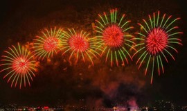 Cùng chiêm ngưỡng lại: Màn pháo hoa đặc biệt chào mừng thành công đại hội XIV của Đảng