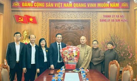 Ban đại diện Phật giáo liên xã thăm, chúc Tết Lãnh đạo Đảng ủy – UBND – UBMTTQ Việt Nam xã Tam Hưng