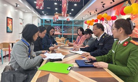 Phường Việt Hưng: Quyết liệt triển khai đảm bảo ATTP và kiểm tra hành nghề y dược dịp Tết nguyên đán 2026