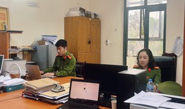 Công an xã Bình Minh rà soát, làm sạch dữ liệu cử tri phục vụ bầu cử